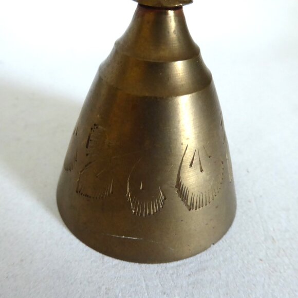 NEW DISNEY HAUNTED MANSION MADAME LEOTA PROP GOTHIC SUMMONING SPELL BELL ODDITY - Picture 11 of 15